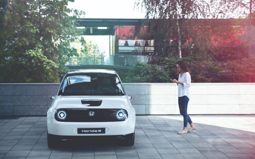 Honda e na estrada