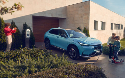 Hondae:Ny1 carregamento exterior