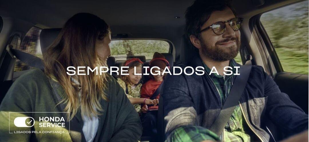 Família numa viatura Honda